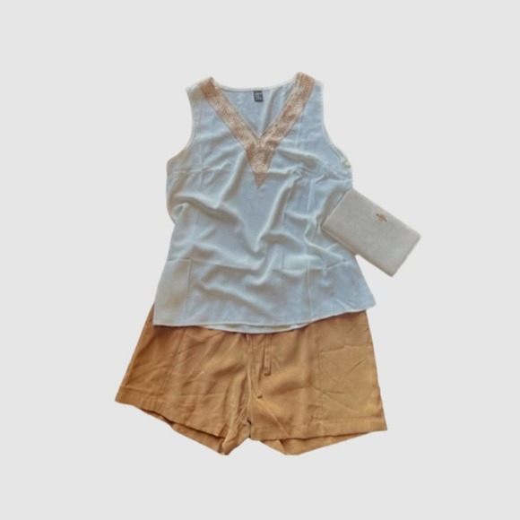 Old Navy High Waisted Utility Drawstring Shorts Tan/Gold-NWT, Size Medium - Picture 4 of 5